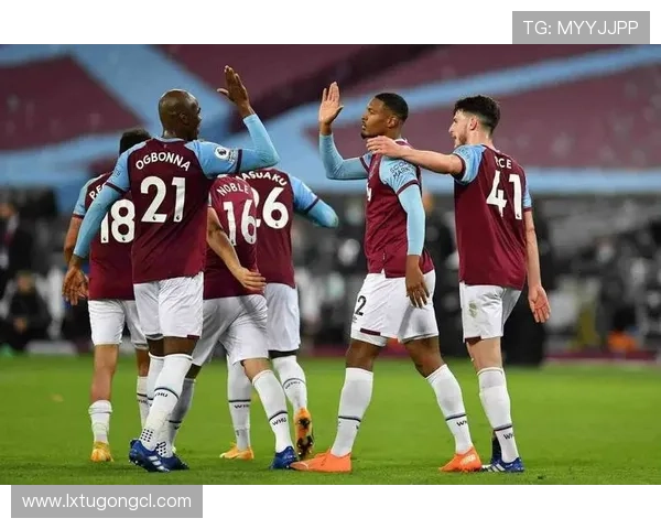 谢联新战术揭晓，锋线火力全开有望提升英超竞争力