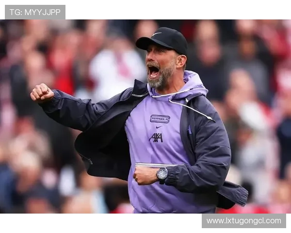 麦卡锡本赛季表现稳健，拖拉机式跑动成英超焦点