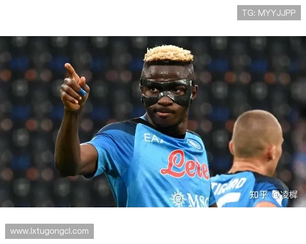 奥斯梅恩与努涅斯：冲击型中锋的战术路径对比分析