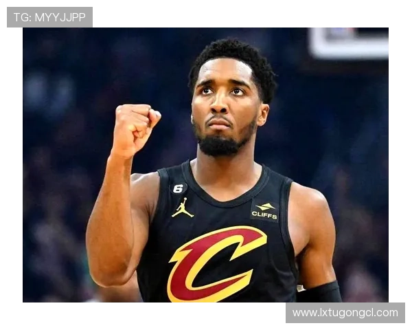 多诺万·米切尔三分投射效率提升显著拉开与同期后卫差距