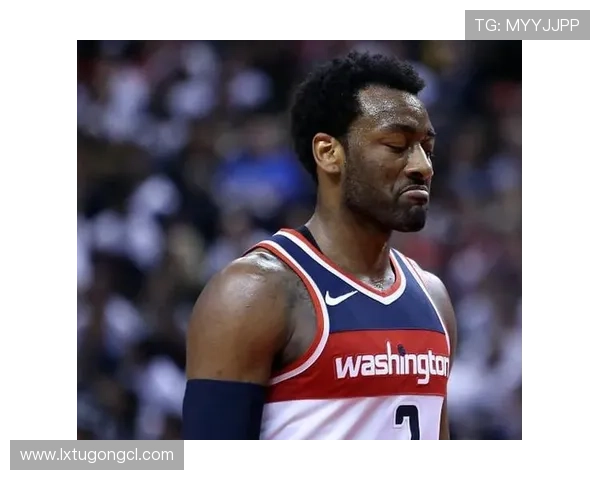 沃尔通过挡拆突破撕裂防线，较保罗更能制造空位